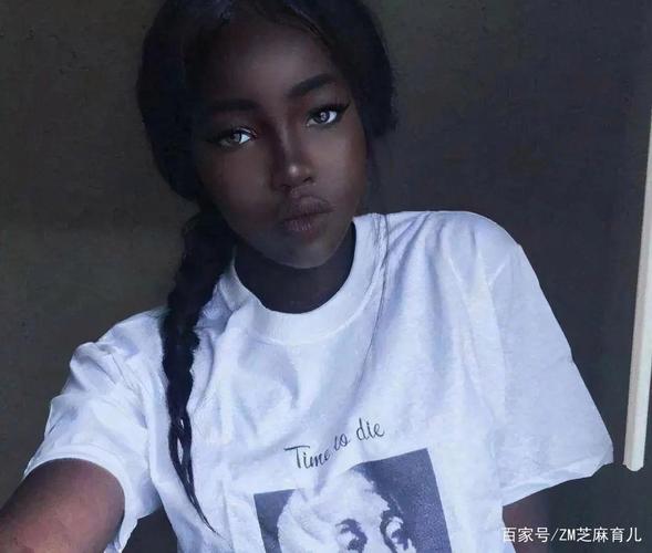 热门资源在线海报