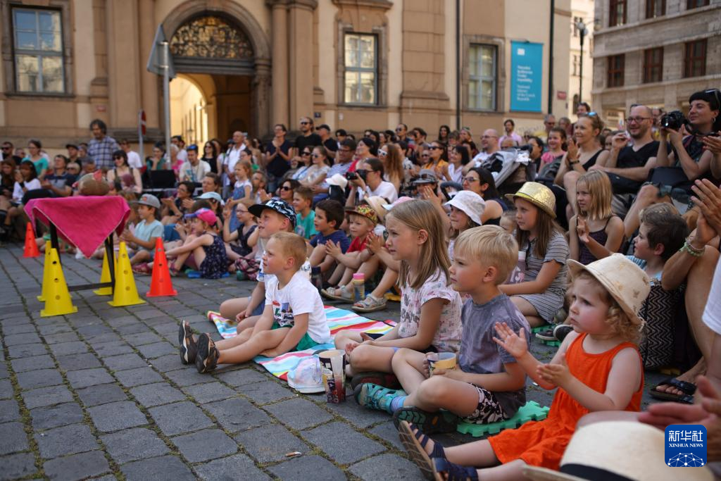 亚洲天堂伊人网海报