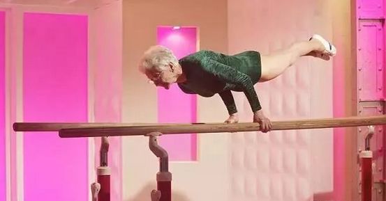 国产精品十八禁在线观看海报