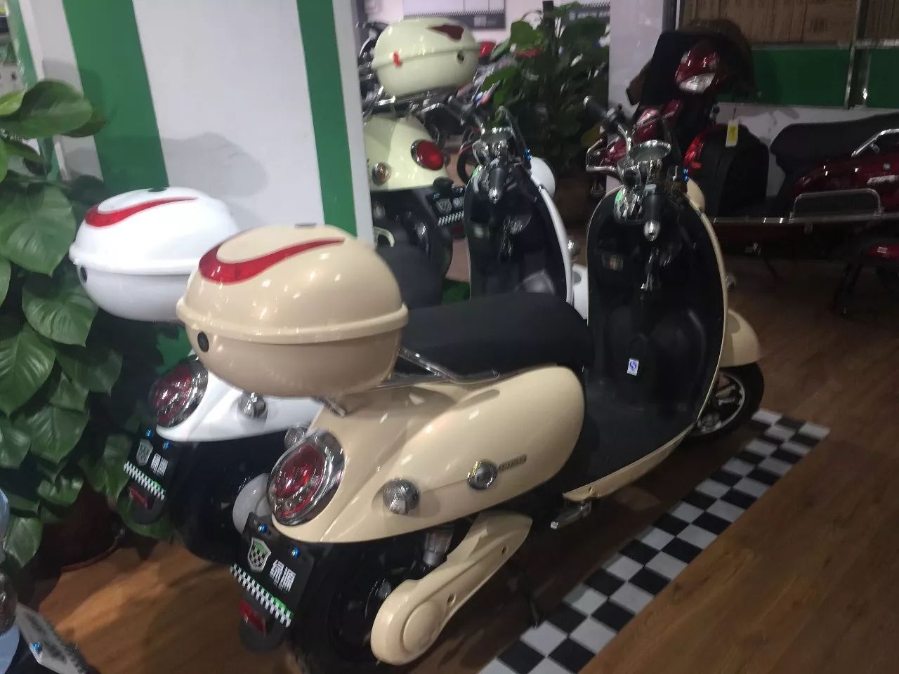 男男影片 男男影片通过合法平台观看