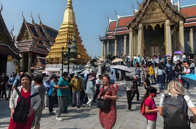 在线表演 加入线上社群获取信息