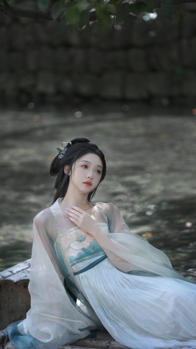 啄木鸟公司电影 拍摄手法接近主流电影