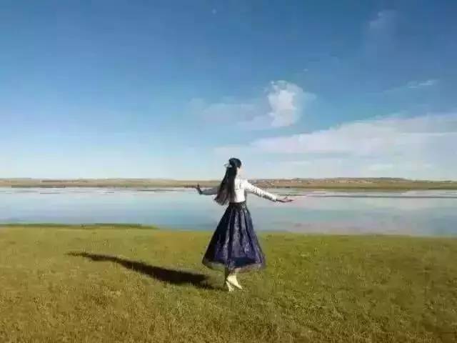 搜男男动漫 古风还是搜男科幻背景）海报