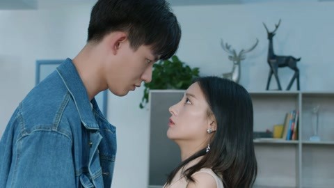 糖心晚晚酱最新海报