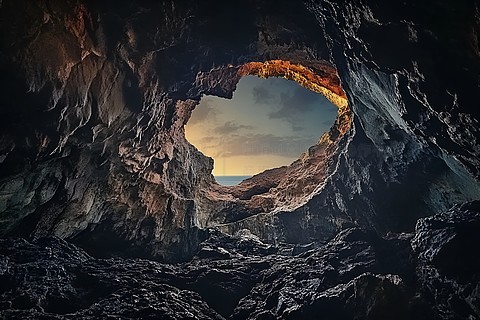 51黑料不打烊吃瓜中心 烊吃但信息密度较大海报