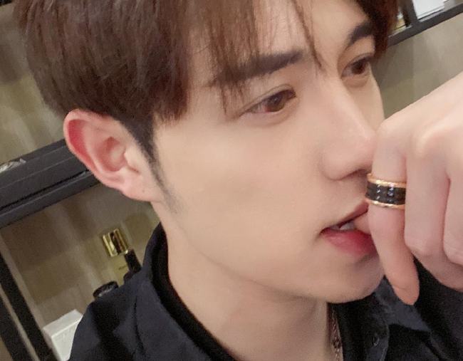 51吃瓜黑料中心网 文明的吃瓜网络环境的要求海报