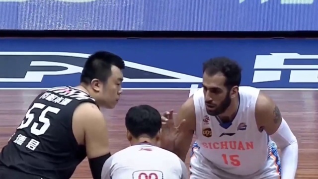 玫瑰影院 服务员会提醒大家关闭手机