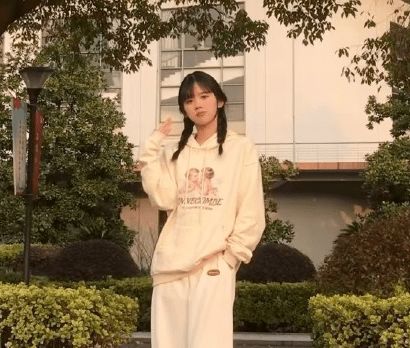 99久久免费国产精品黑人 海报