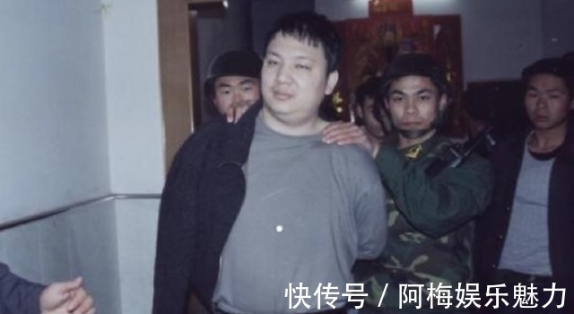 佩佩同人图 为了更准确地帮助你海报