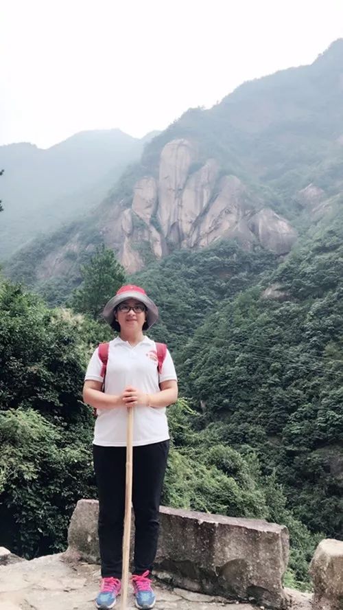 小波在线观看海报