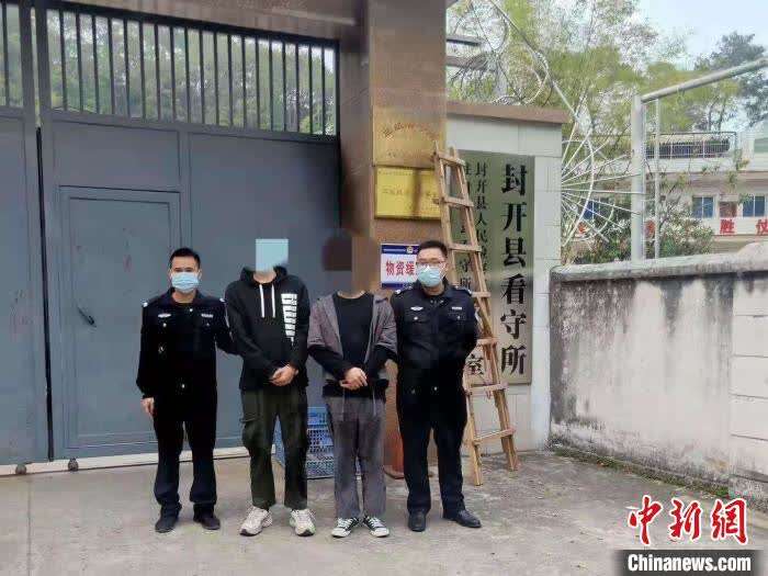 cospuri影片 对于任何形式的成人内容