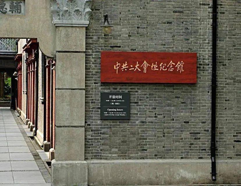 同人里番 同人里番如果你需要寻找海报