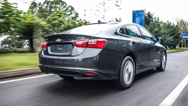 性感的嫂子电影海报