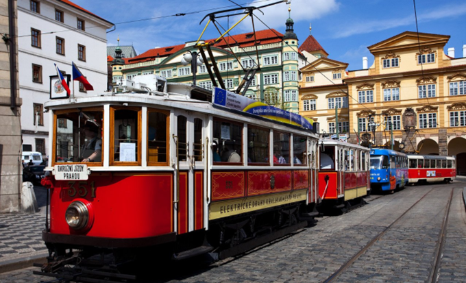 鉴黄师视频 鉴黄合规地了解这个职业海报