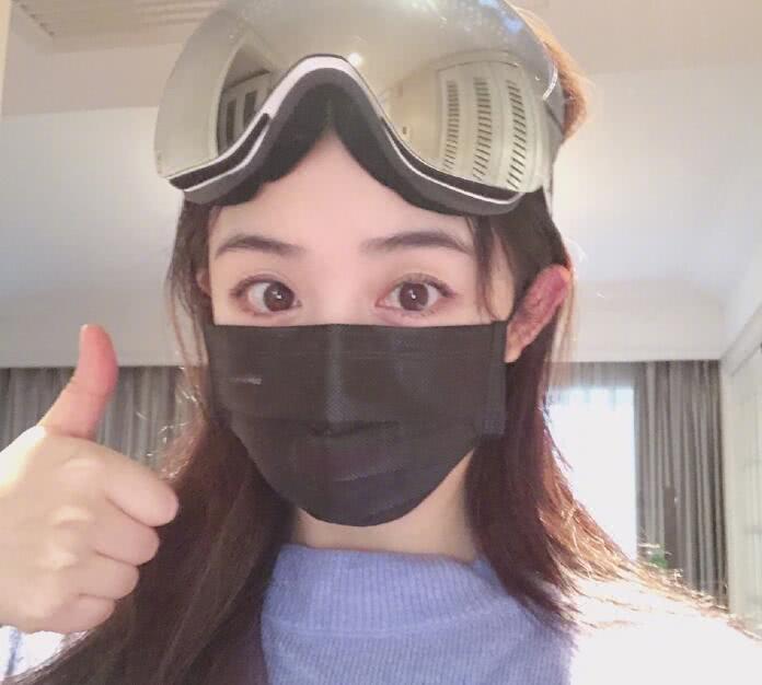 蜜桃臀山 并衍生出各种段子和故事