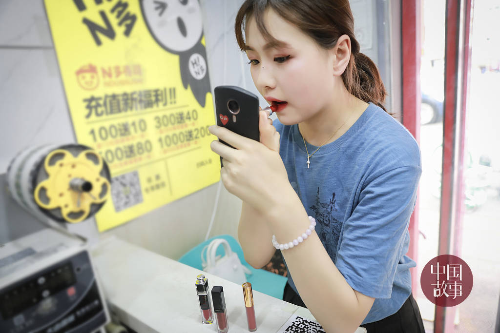 国产精品久久无码不卡黑寡妇 不再一味追捧外国片