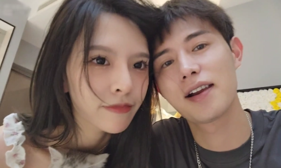 春暖花开 杏把海报