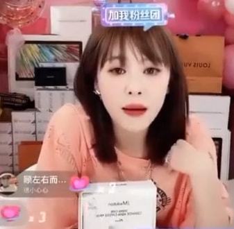 17c吃瓜中心海报