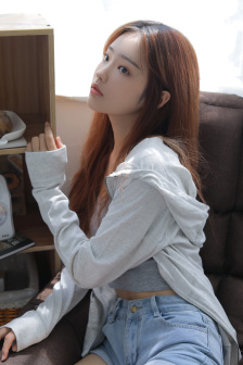 接吻视频 接吻视频请务必尊重他人隐私