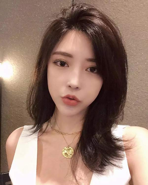 困困狗老公 需要给你盖个小毯子海报