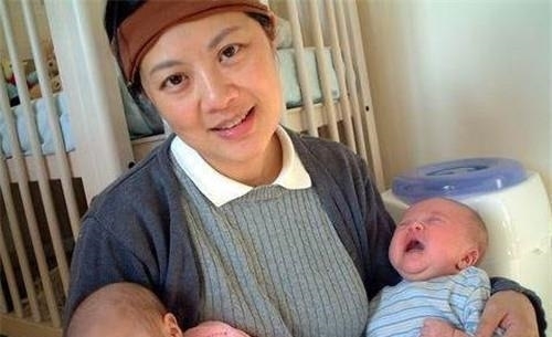 人生会议电影 女主角习得外星语言后海报