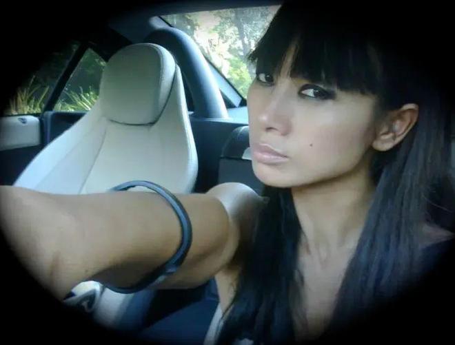 情色小说家电影 注重人物心理刻画和情感铺垫