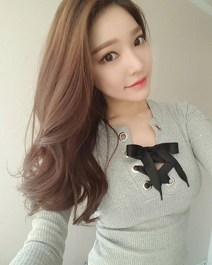 小蓝视频-永久金币／破解版：https：／／i.lanzoul.com／g 需重新寻找更新版本海报