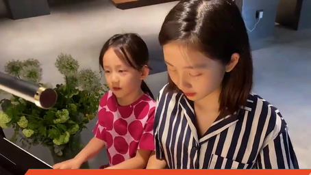 一人吃奶一人吃d试看 我非常乐意为你提供帮助