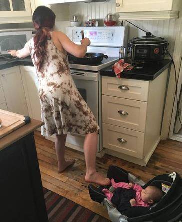 里番里番 我很乐意与您分享相关知识海报