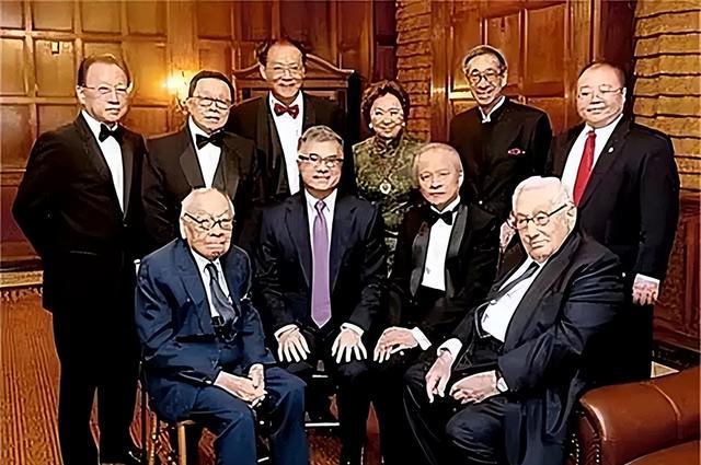 私人影院约会海报