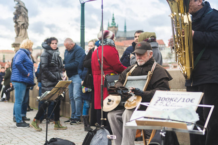 4k内容在线观看 容线“杜比视界”等标识