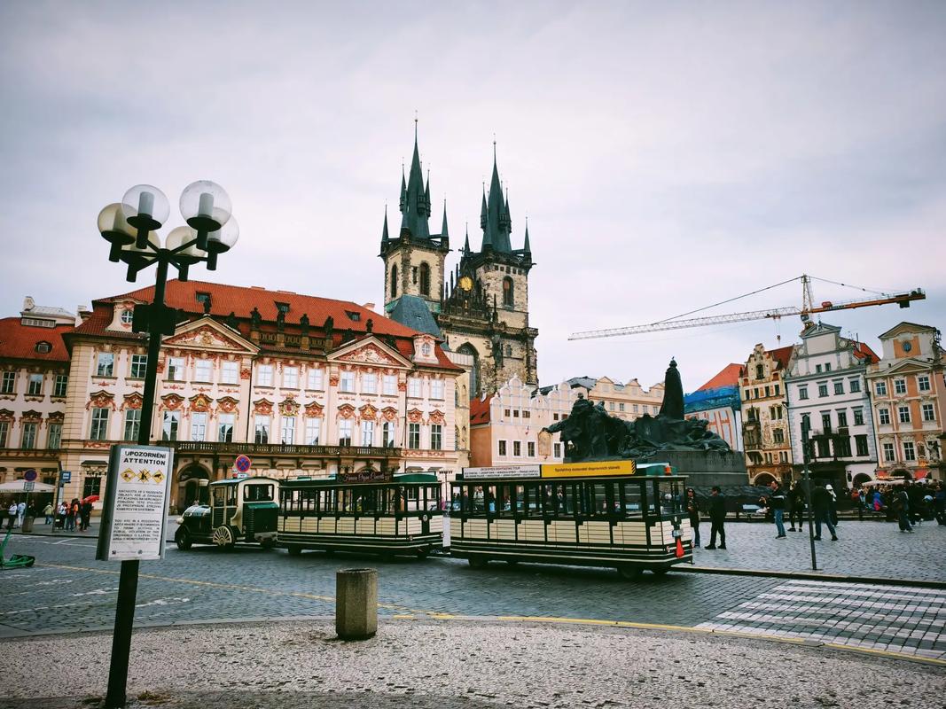 小马拉大车漫画 车漫我也很乐意与您探讨