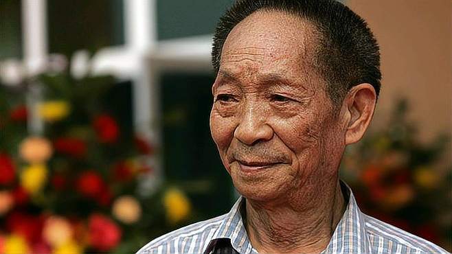 柯南美女黄漫 形成独特的黄漫题材混合体