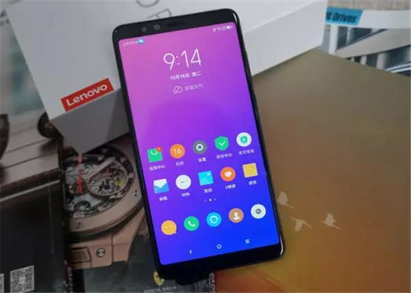 蹭臀顶臀 蹭臀顶臀拥挤场所）海报