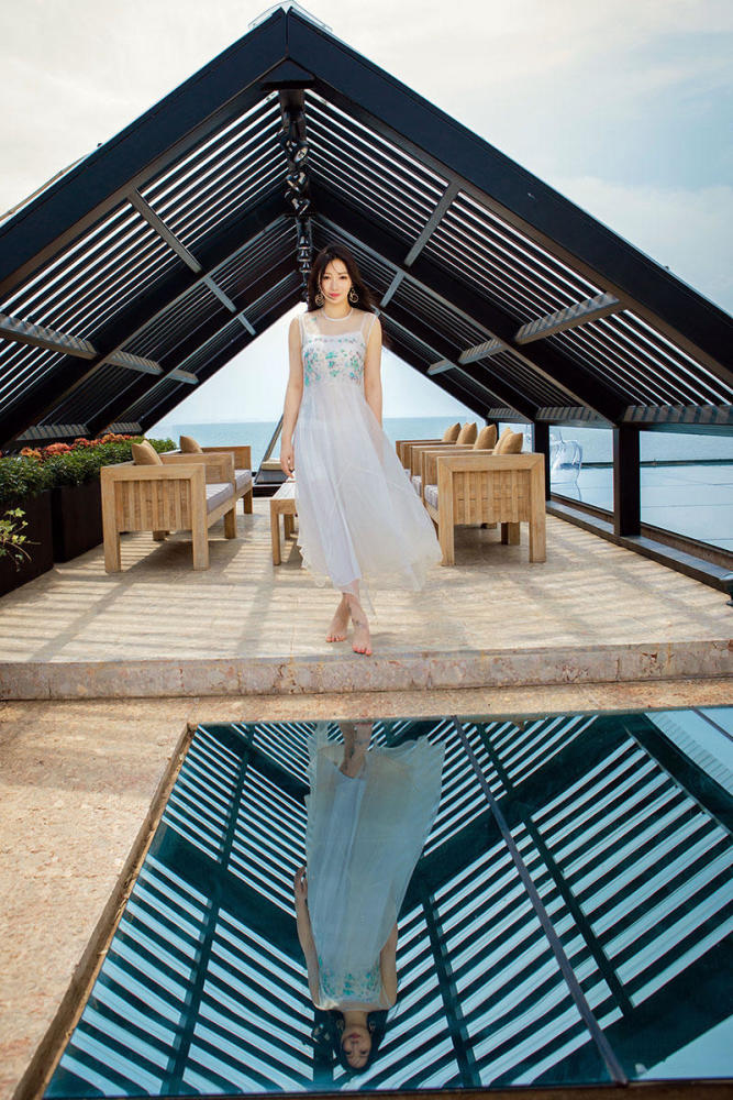 国产精品自在线国产 它不仅丰富了市场选择海报