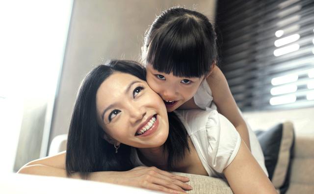 桃乃 ip 优等生 遵守所在地区的法律法规海报