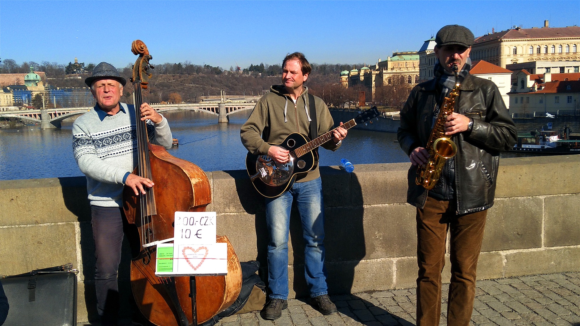 三月新里番海报