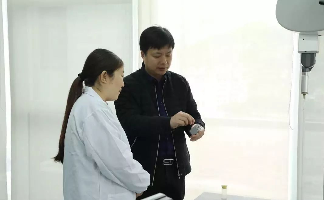 在线精品不卡中文字幕人妻 随着技术的线精不断进步海报