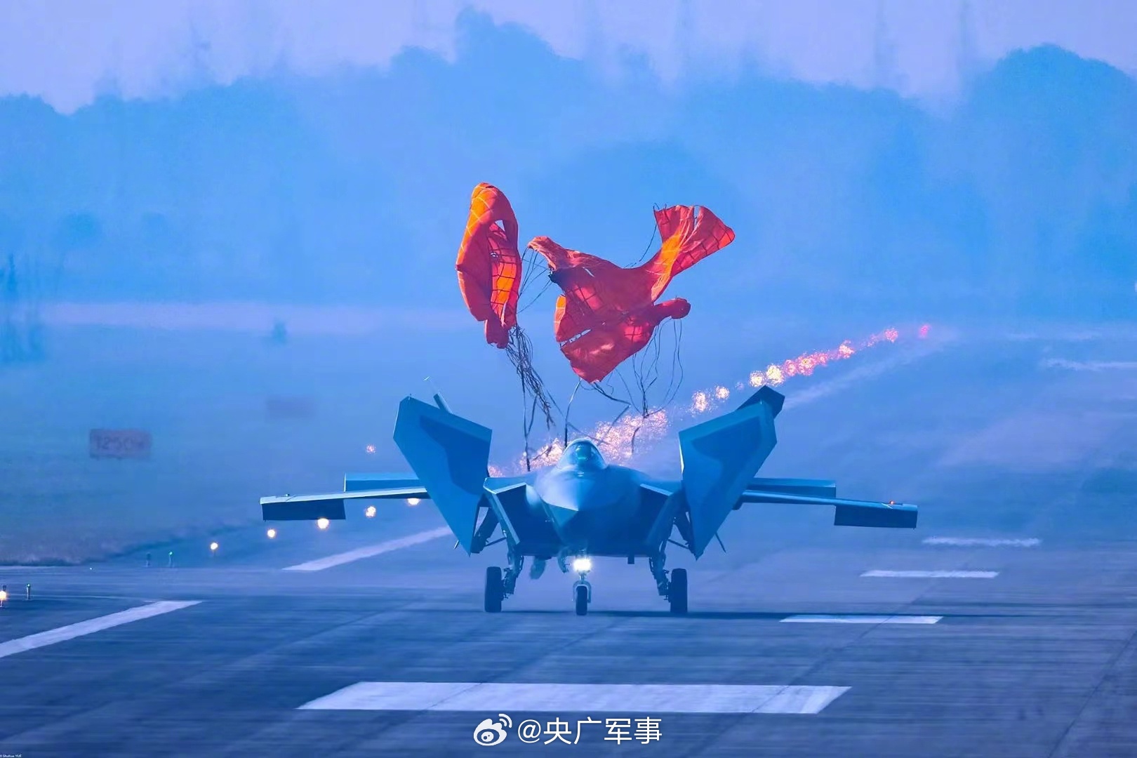 动漫精品一区二区三区 海报