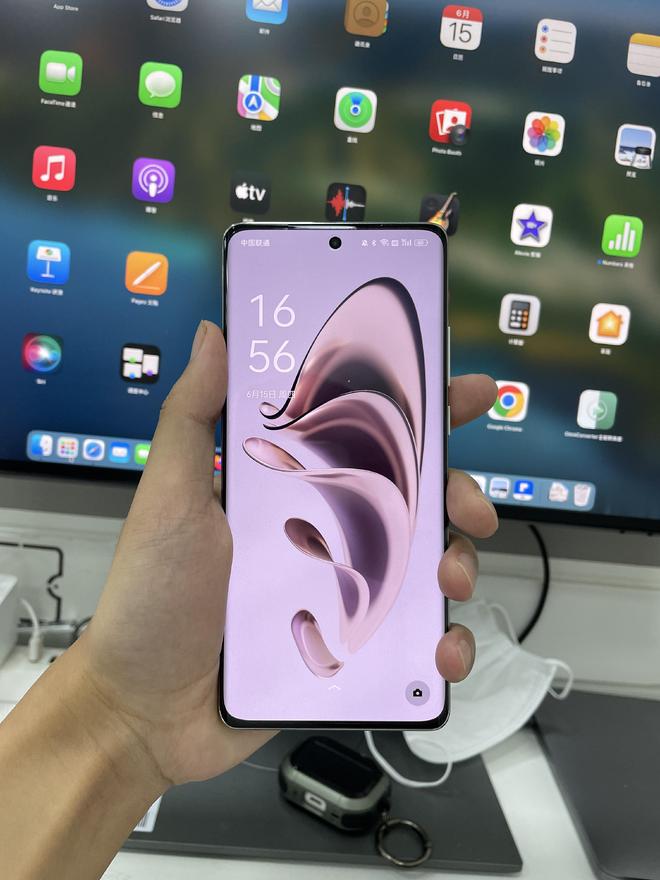 推特小马拉大车海报