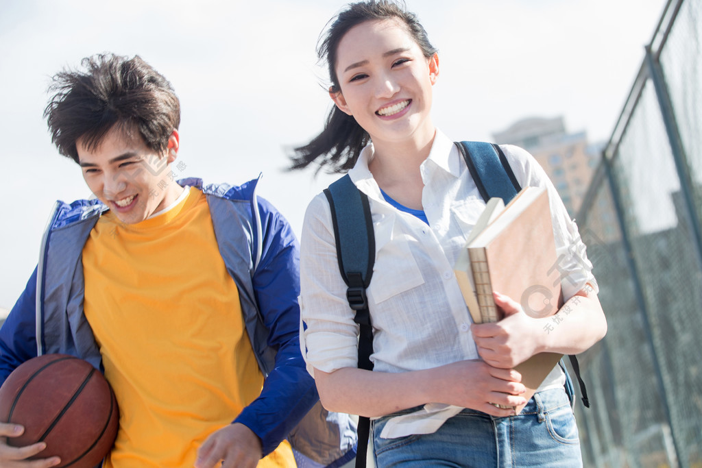 身处不良集团海报