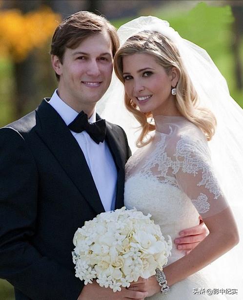 高弹体育生放烟花 体育视觉表现力更为丰富海报