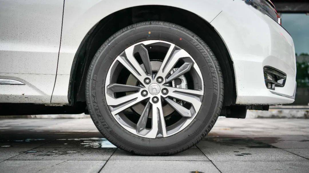 3d动漫紫研 两人在迦南学院内院相识海报