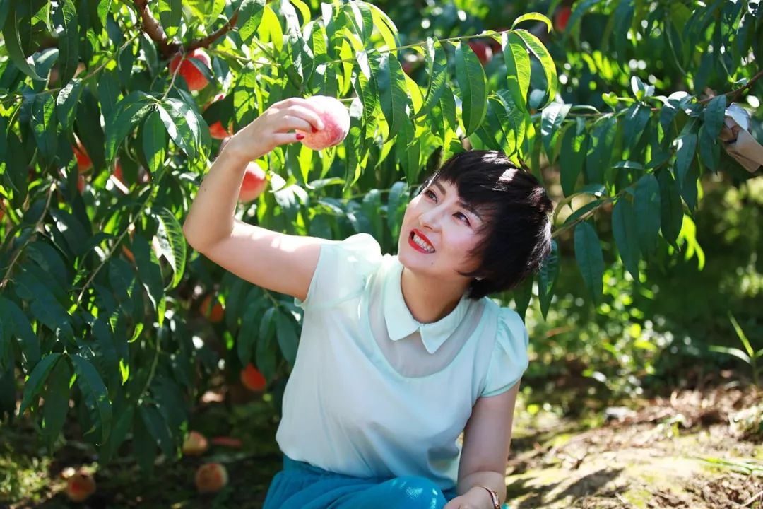 亚洲精品中文字幕制服丝袜 