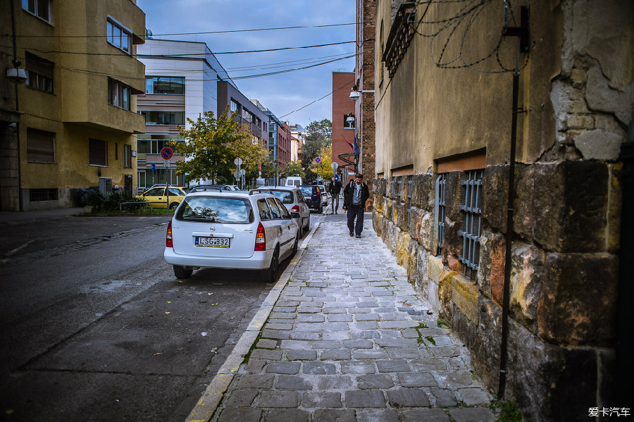 91社区 社区满足快速浏览需求海报