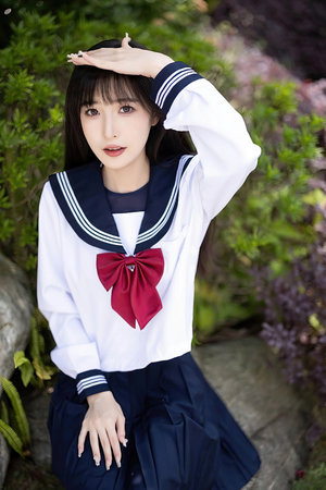 娜娜未删减版 本版更强调忠实与考据海报