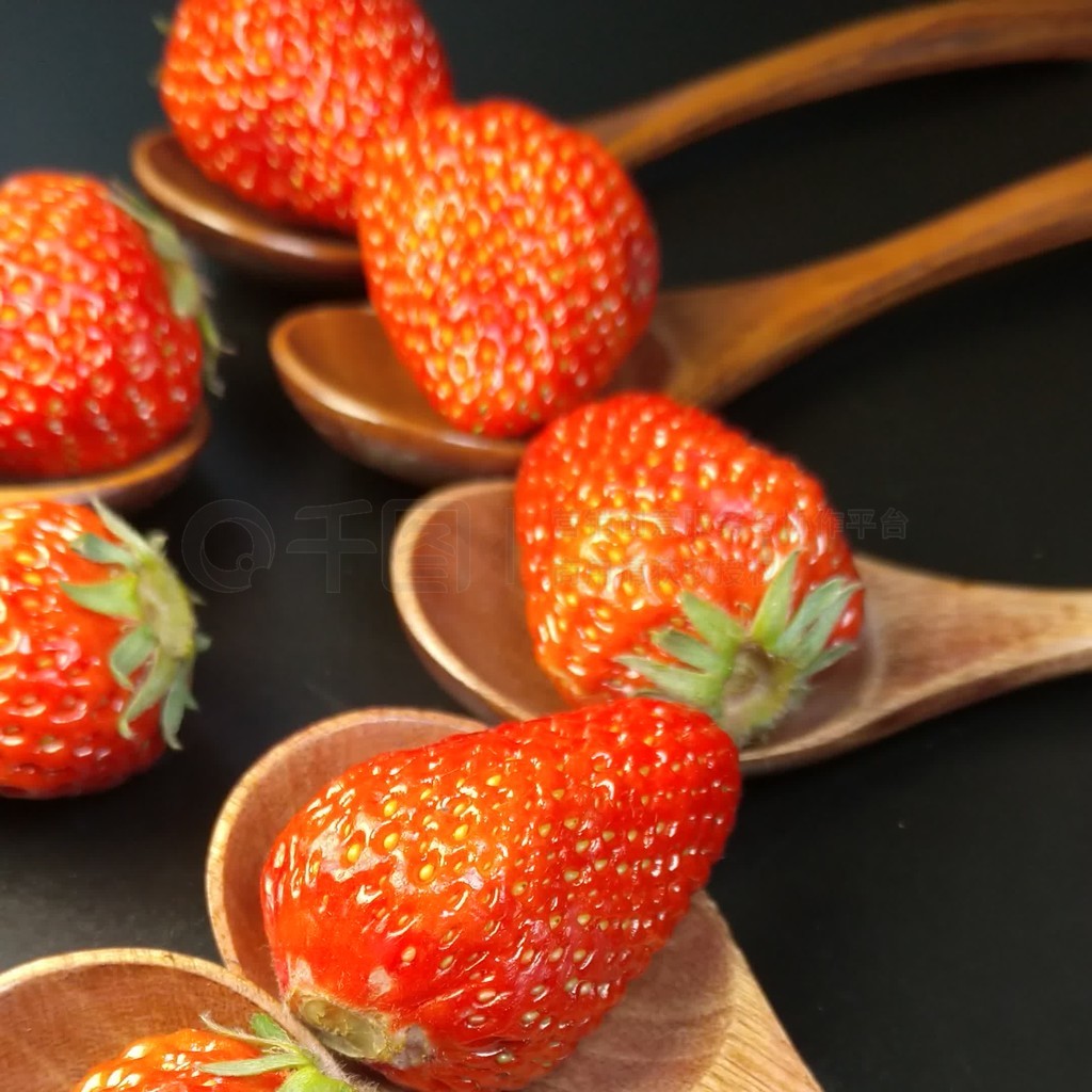 火线传奇同人动漫 动漫贴吧：虽然热度不如从前