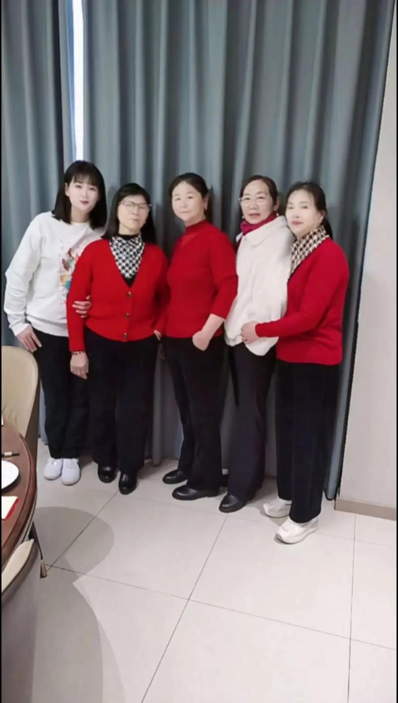 插女人b视频 视频我无法提供这类信息