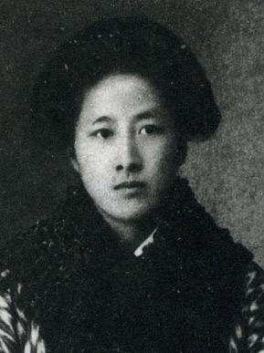 约尔同人动漫海报