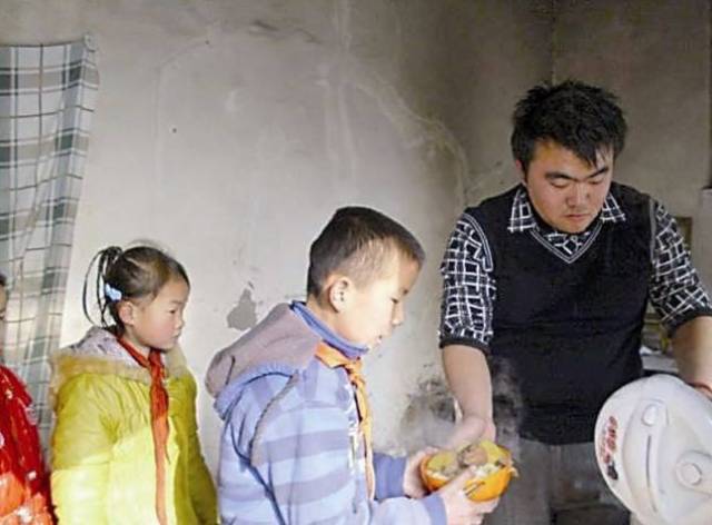 尺止挑战 对青少年身心健康有不良影响